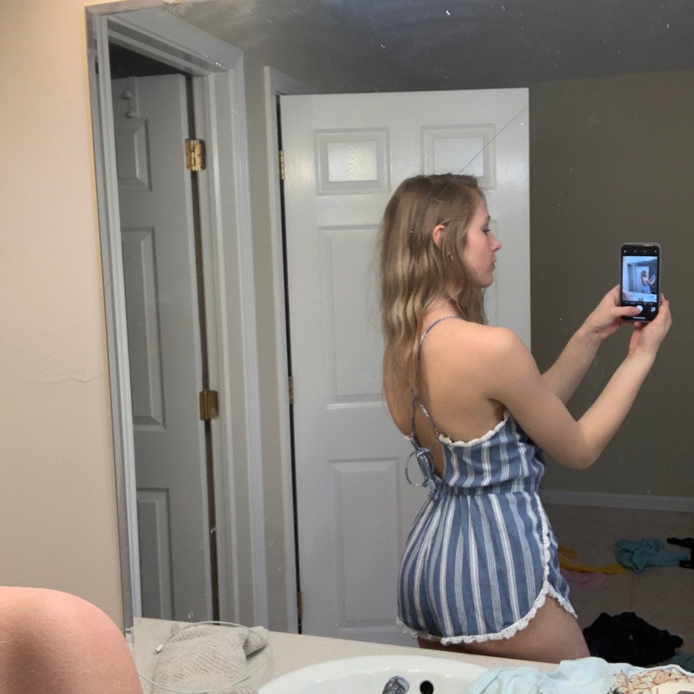 romper - Picture 3 of 4
